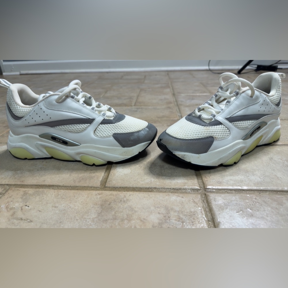 Men’s Dior White and Gray Sneakers